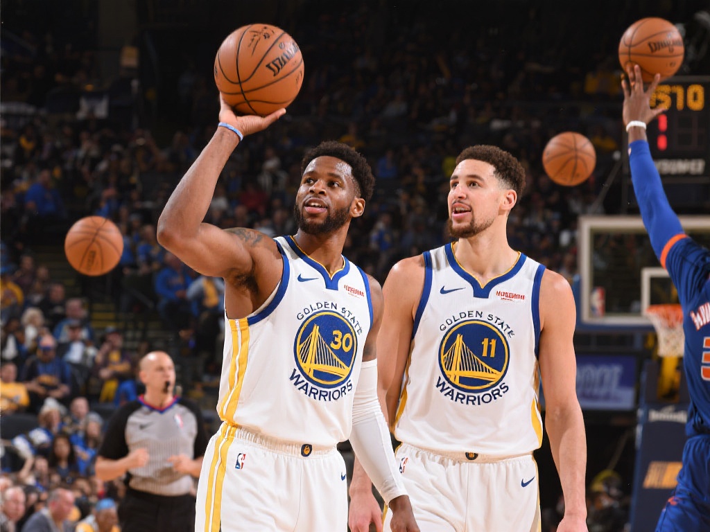 而是贯穿了 而是贯穿了